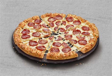 Galeri foto beef pepperoni dominos serang base lawan pemain harian CR setelah itu claim badge pemain baru clash — Pakai kode hadiah di di area member